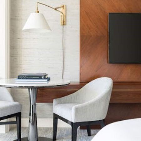 Four Seasons Hotel Los Angeles At Уэстлейк-Виллидж Экстерьер фото