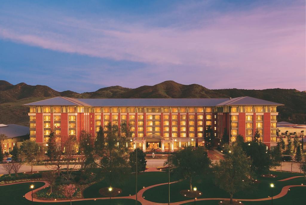 Four Seasons Hotel Los Angeles At Уэстлейк-Виллидж Экстерьер фото
