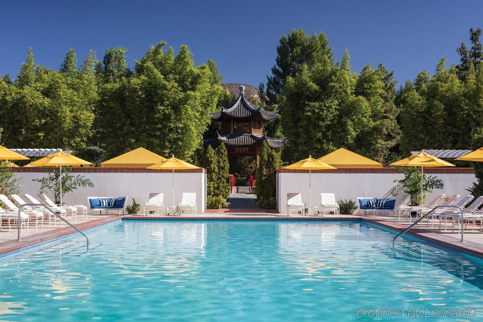 Four Seasons Hotel Los Angeles At Уэстлейк-Виллидж Экстерьер фото